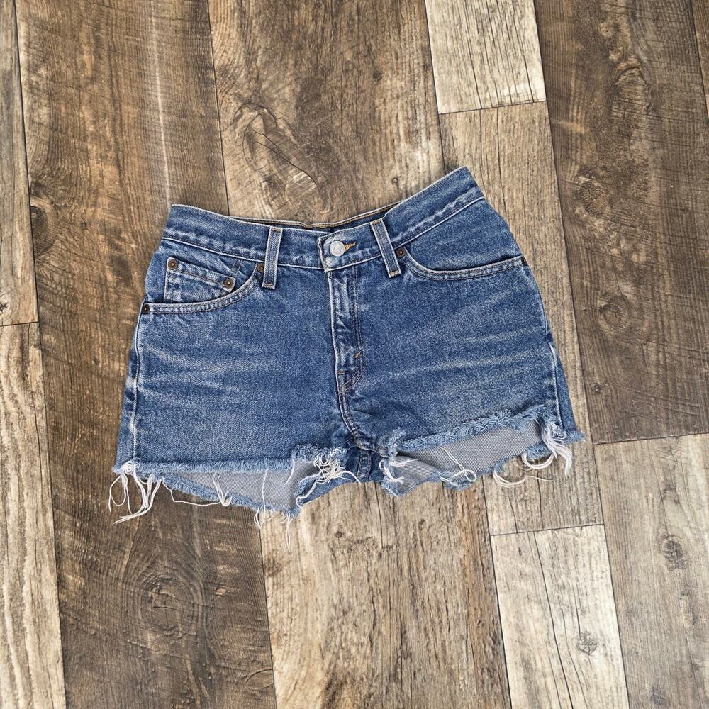 Vintage Levis Cut Off Shorts Mid Rise Tag Size 5 Medium Wash Summer Festival 517 - Picture 4 of 6